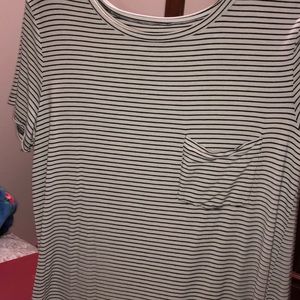 Striped pocket tee